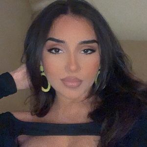 Meet your Posher, Alina